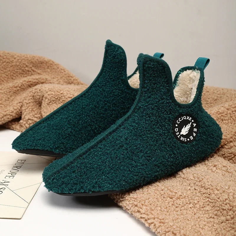 Mens Wintertime Indoor Plushlined Lightweight Slippers