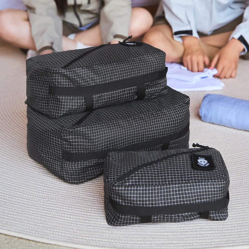 Portable Foldable Outdoor Clothing Storage Organizer