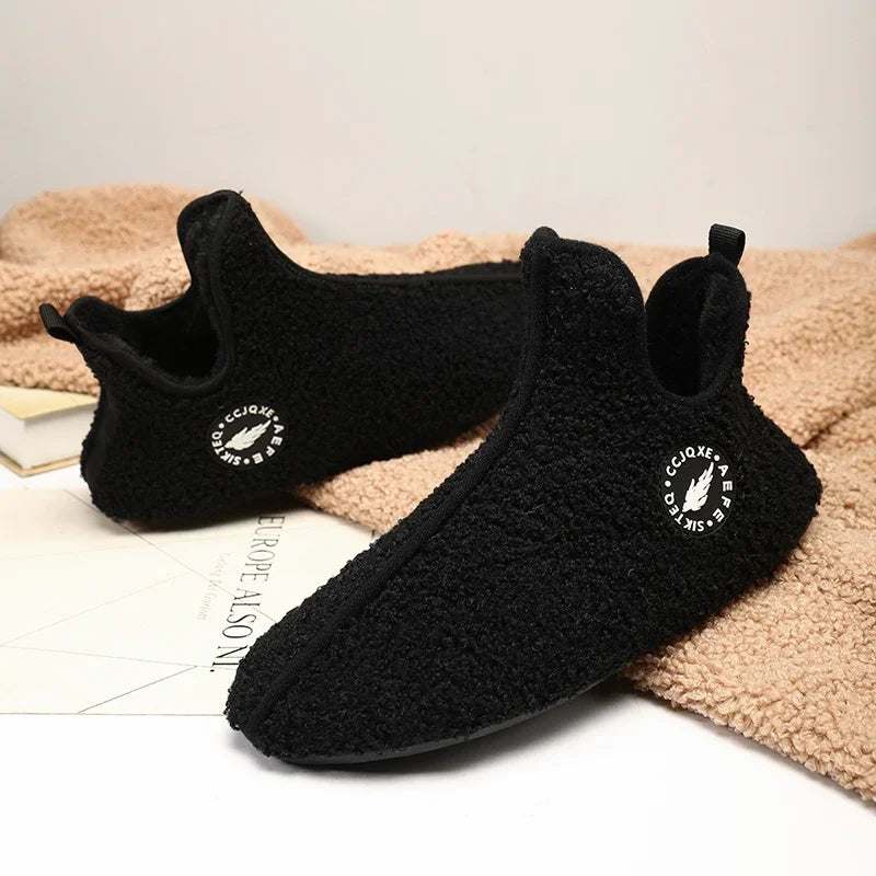 Mens Wintertime Indoor Plushlined Lightweight Slippers
