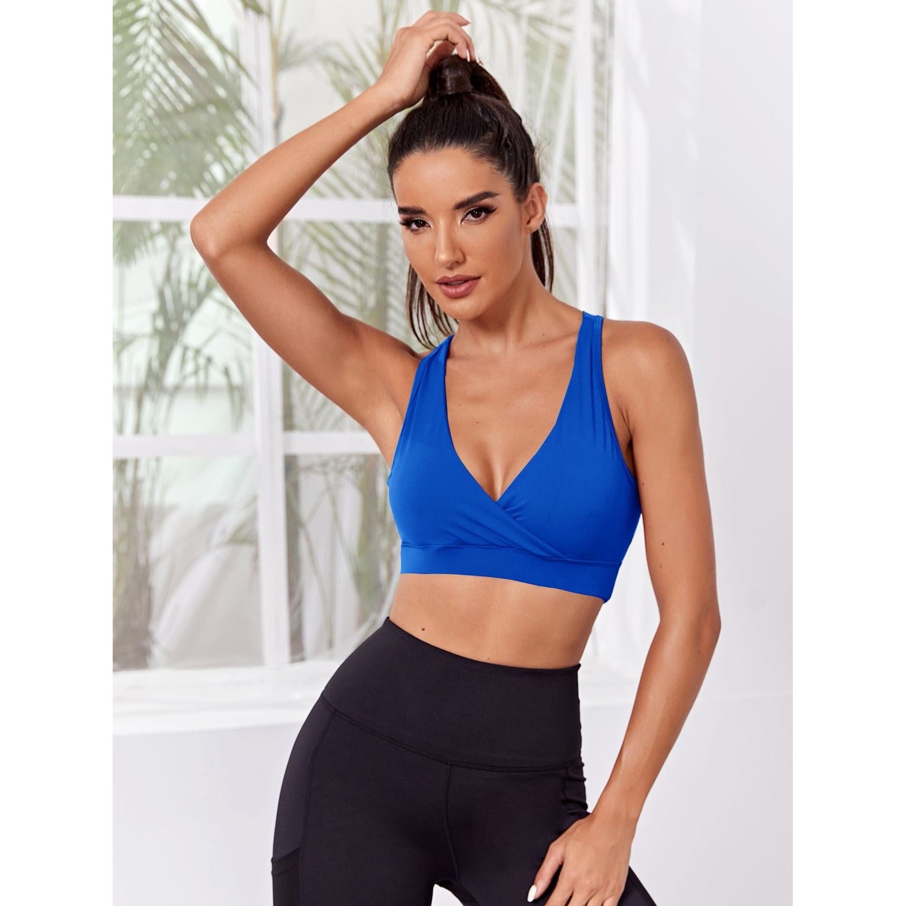 Versatile Fitness Bra with Adjustable Straps