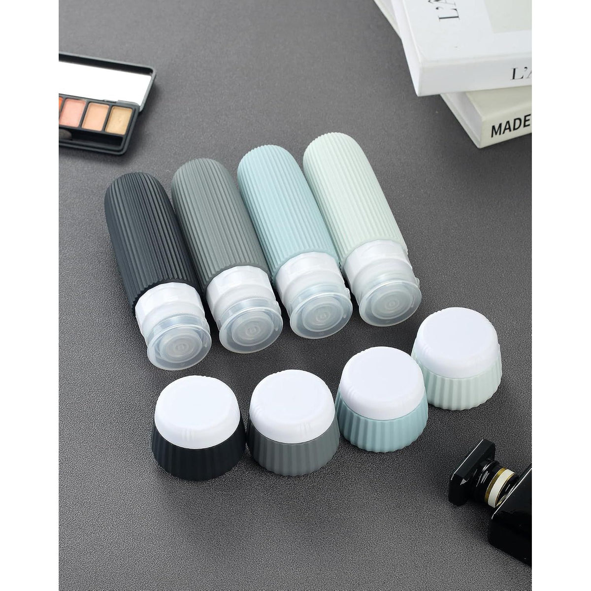 564912041