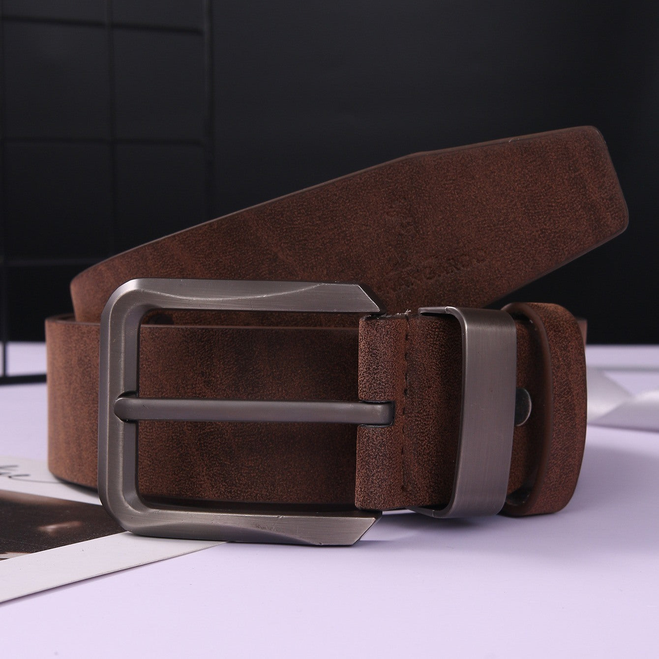 LuxeForge Men Fashion Leather Belt